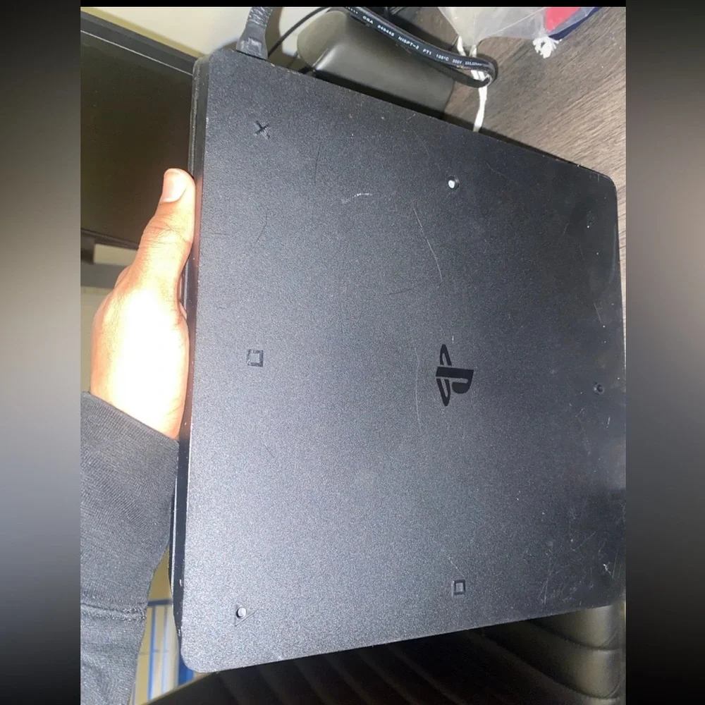 Ps4 slim